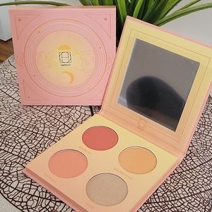 SUN GODDESSBY HIPDOT FACE PALETTE